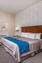 Hotel Super 8 Port Elgin photo 1