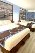 Hotel Super 8 Sicamous photo 3