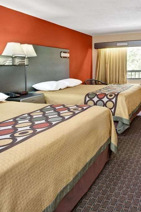 Hotel Super 8 by Wyndham Kissimmee/Maingate/Orlando Area photo 2