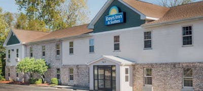 Days Inn Sellersburg