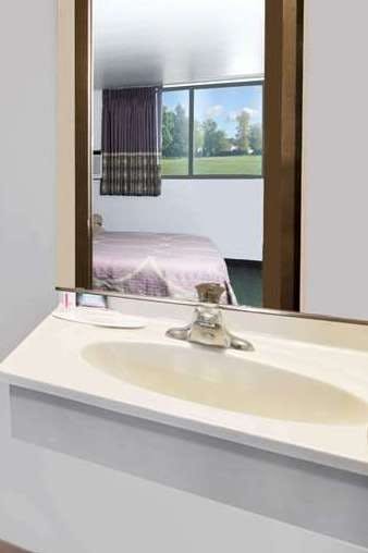 Hotel Super 8 Spearfish photo 3