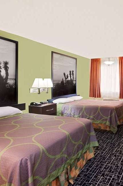 Hotel Super 8 by Wyndham Corpus Christi Northwest photo 2