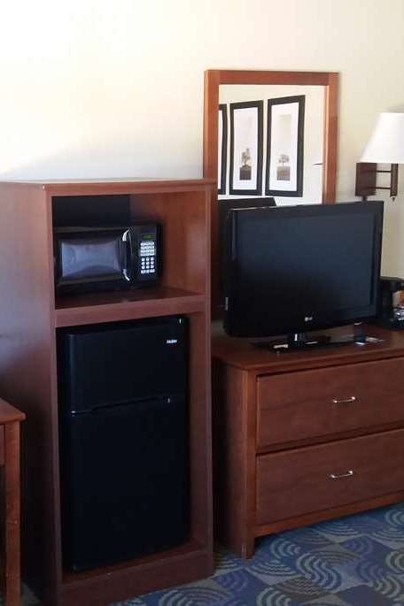 Hotel AmericInn Kewanee photo 5