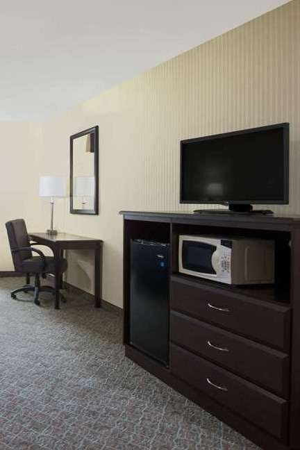 Hotel Super 8 Grove City photo 5