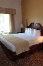Hotel Baymont Columbia Fort Jackson photo 1