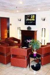 Hotel Baymont by Wyndham Columbia Fort Jackson photo 4