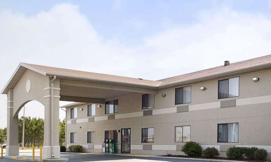 Super 8 by Wyndham Park Rapids