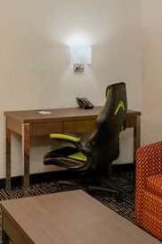 Hotel Wingate by Wyndham Memphis East photo 3