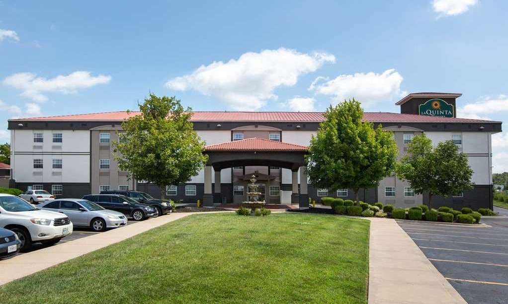 La Quinta Inn & Suites by Wyndham Blue Springs