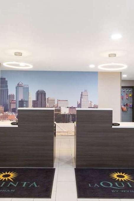 Hotel La Quinta Inn & Suites by Wyndham Blue Springs photo 5