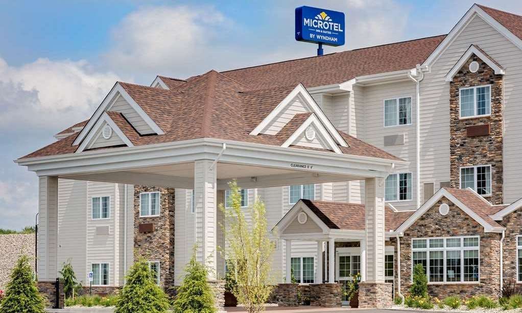 Microtel Inn & Suites by Wyndham Clarion