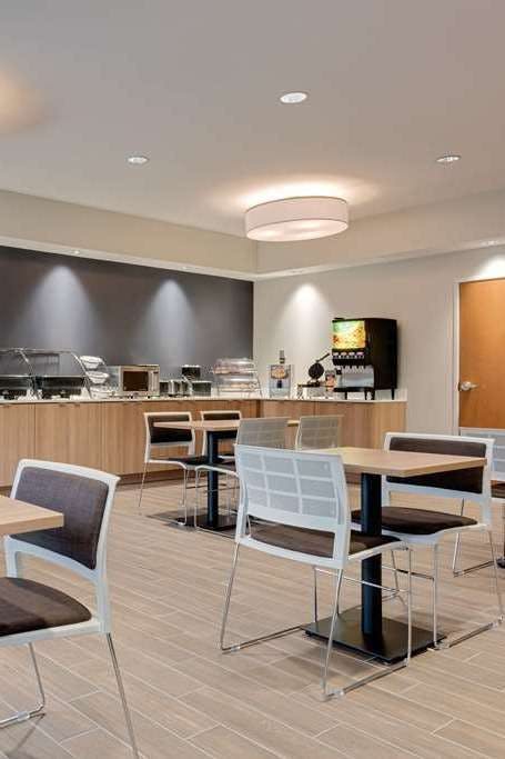 Hotel Microtel Inn & Suites by Wyndham Clarion photo 5