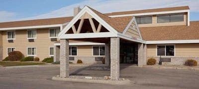 AmericInn Crookston U of M Crk