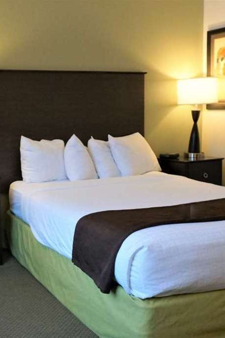 Hotel AmericInn Crookston U of M Crk photo 1