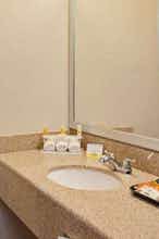 Hotel Days Inn by Wyndham Chowchilla Gateway to Yosemite photo 4