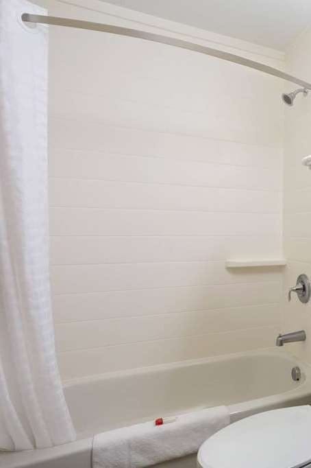 Hotel Super 8 by Wyndham Elkins photo 4