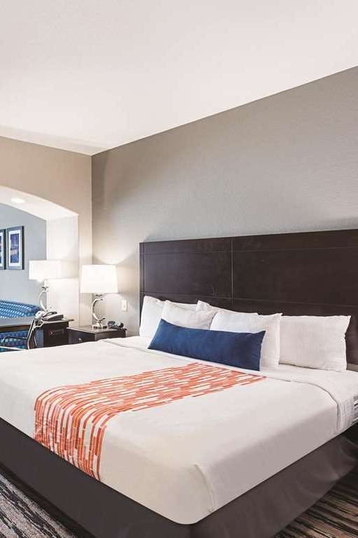 Hotel La Quinta Inn & Suites by Wyndham San Antonio Northwest photo 2