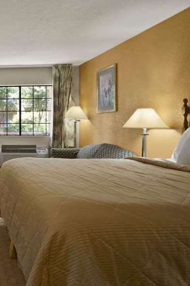 Hotel Days Inn by Wyndham Southaven MS photo 1