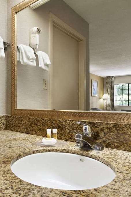 Hotel Days Inn by Wyndham Southaven MS photo 4