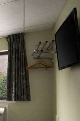 Hotel LDG LKA Lakewood OH photo 4