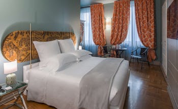 Hotel Number Nine
