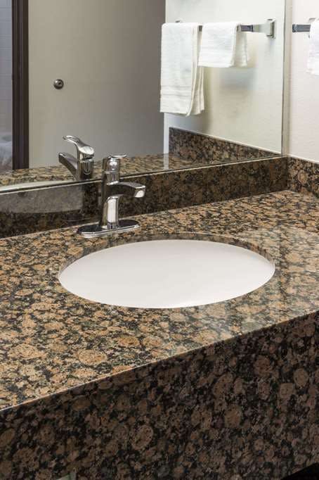 Hotel Travelodge Suites by Wyndham Newberg photo 4