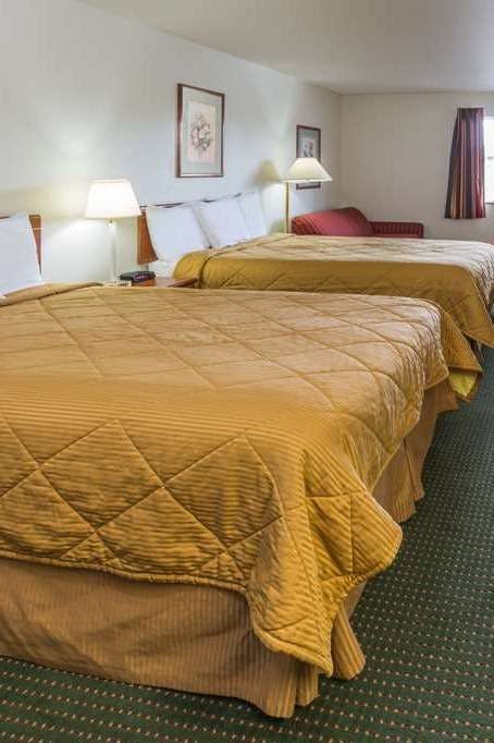 Hotel Travelodge Suites by Wyndham Newberg photo 3