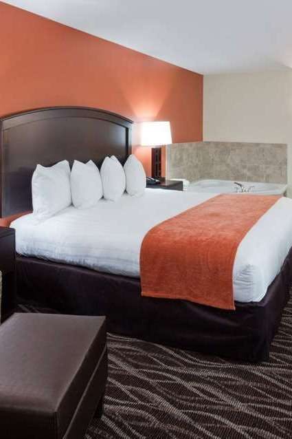 Hotel AmericInn Waupun photo 1