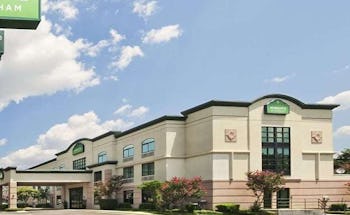 Wingate by Wyndham Round Rock Hotel & Conference Center
