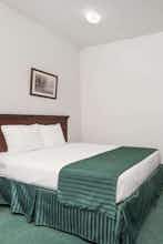 Hotel Super 8 Grayson photo 1
