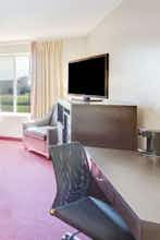 Hotel Super 8 Jackson MN photo 3