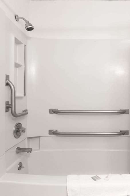 Hotel Super 8 by Wyndham Boonville photo 5