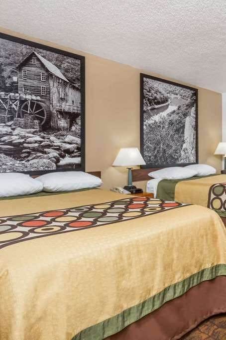 Hotel Super 8 Summersville/New River photo 2