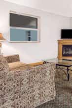 Hotel Super 8 Summersville/New River photo 5