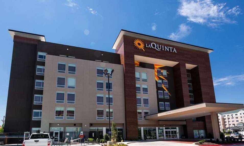 La Quinta Inn Ste OK City Arpt