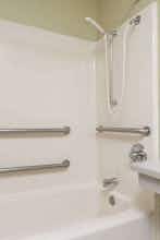 Hotel Days Inn by Wyndham West-Eau Claire photo 5