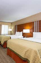 Hotel Baymont Inn Suites Elkhart photo 2