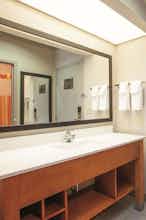 Hotel La Quinta Inn Ste Jackson AP photo 4
