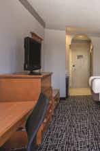 Hotel La Quinta Inn Ste Jackson AP photo 3