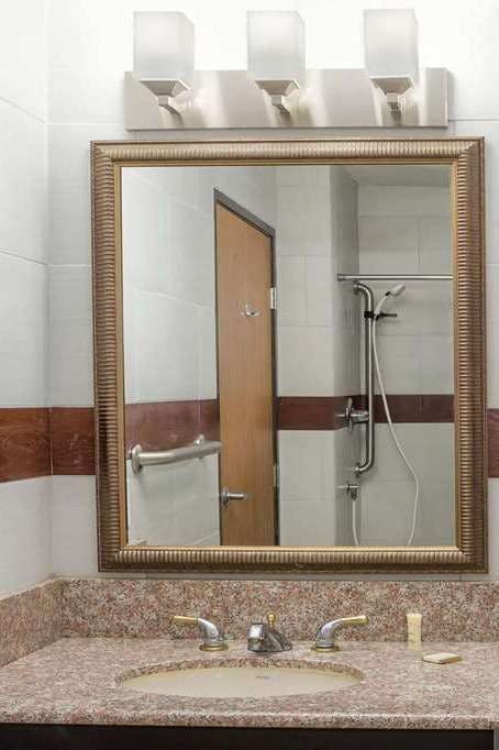 Hotel Howard Johnson by Wyndham Williams photo 3