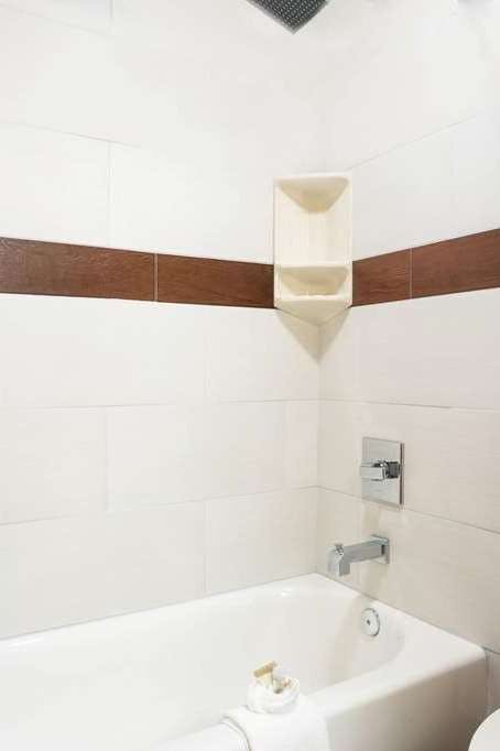 Hotel Howard Johnson by Wyndham Williams photo 5