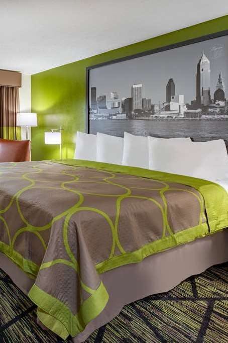 Hotel Super 8 Wooster OH photo 1