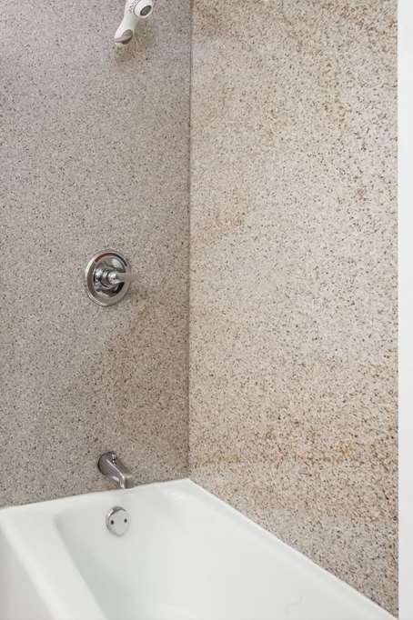 Hotel Baymont by Wyndham Queensbury / Lake George photo 5