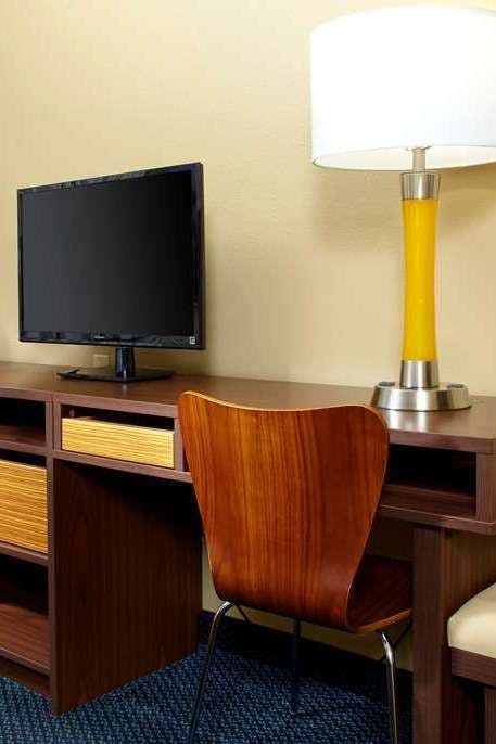 Hotel Super 8 by Wyndham St. Clairsville OH/Wheeling WV Area photo 3