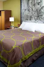 Hotel Super 8 St Clairsvll OH Wheel photo 1