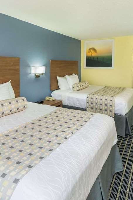 Hotel Days Inn and Suites Union City photo 2