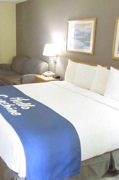 Hotel Days Inn by Wyndham Ocean Shores photo 1