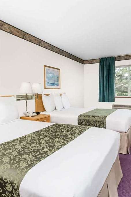 Hotel Days Inn by Wyndham Ocean Shores photo 3