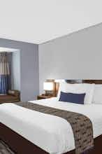 Hotel Microtel Inn & Suites by Wyndham Gardendale/Birmingham North photo 1