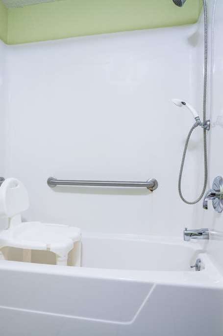 Hotel Super 8 Osseo WI photo 5